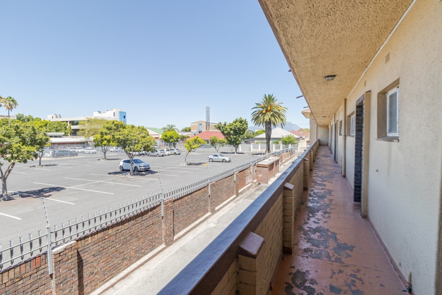 1 Bedroom Property for Sale in Glenlilly Western Cape